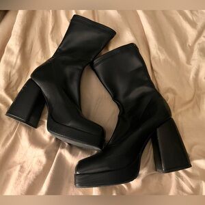 SHEIN Black Heeled Boots